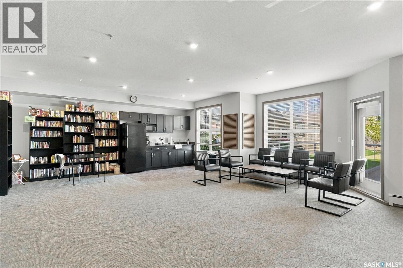 #111 1035 Moss AVENUE - Image 40