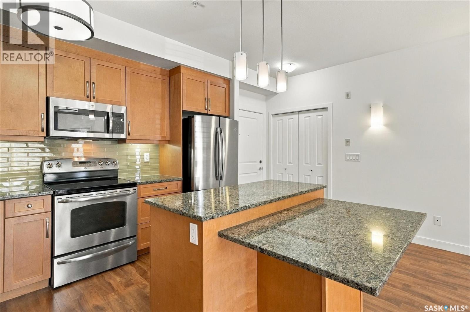 #111 1035 Moss AVENUE - 5