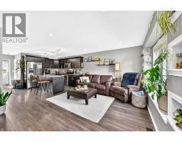 31 Crestview Boulevard, Sylvan Lake, AB T4S1K3 Photo 11