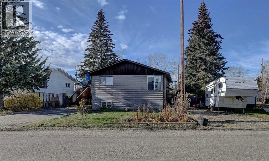 10411 103 Avenue - 1