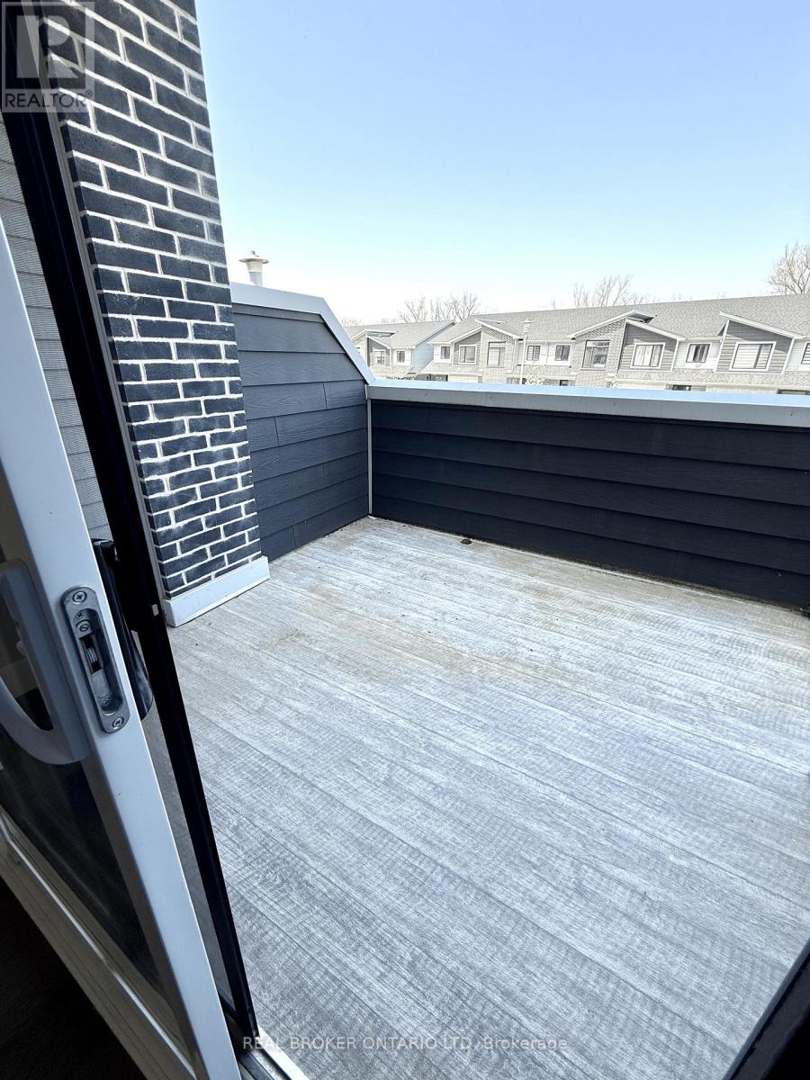 177 Edgevalley Road — photo 15