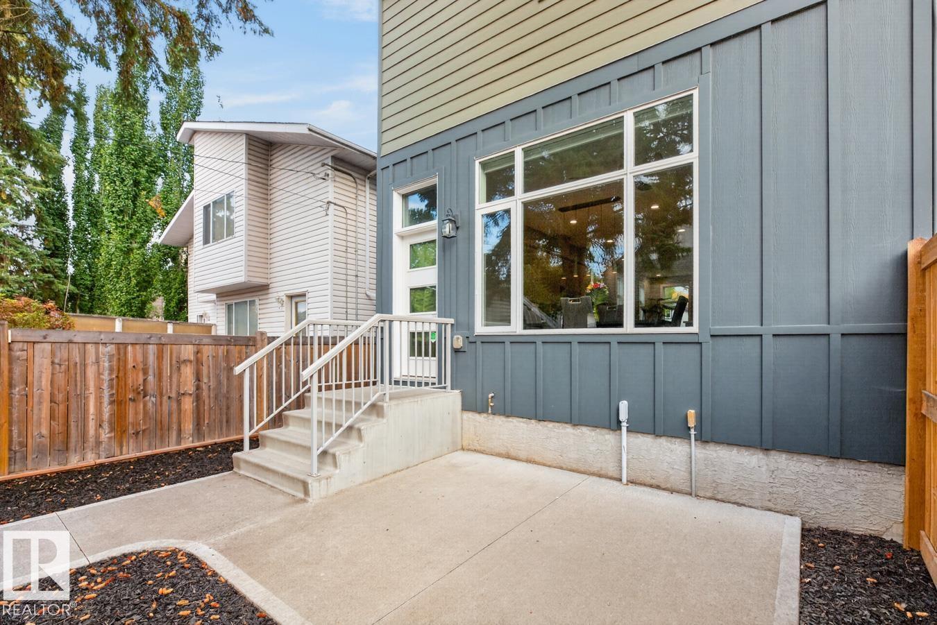 11207 78 AV NW - 42