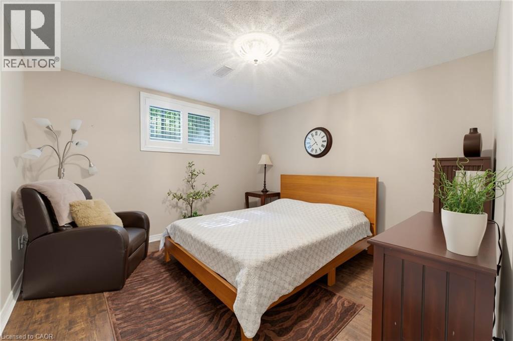 77 YELLOW BIRCH Drive - 29