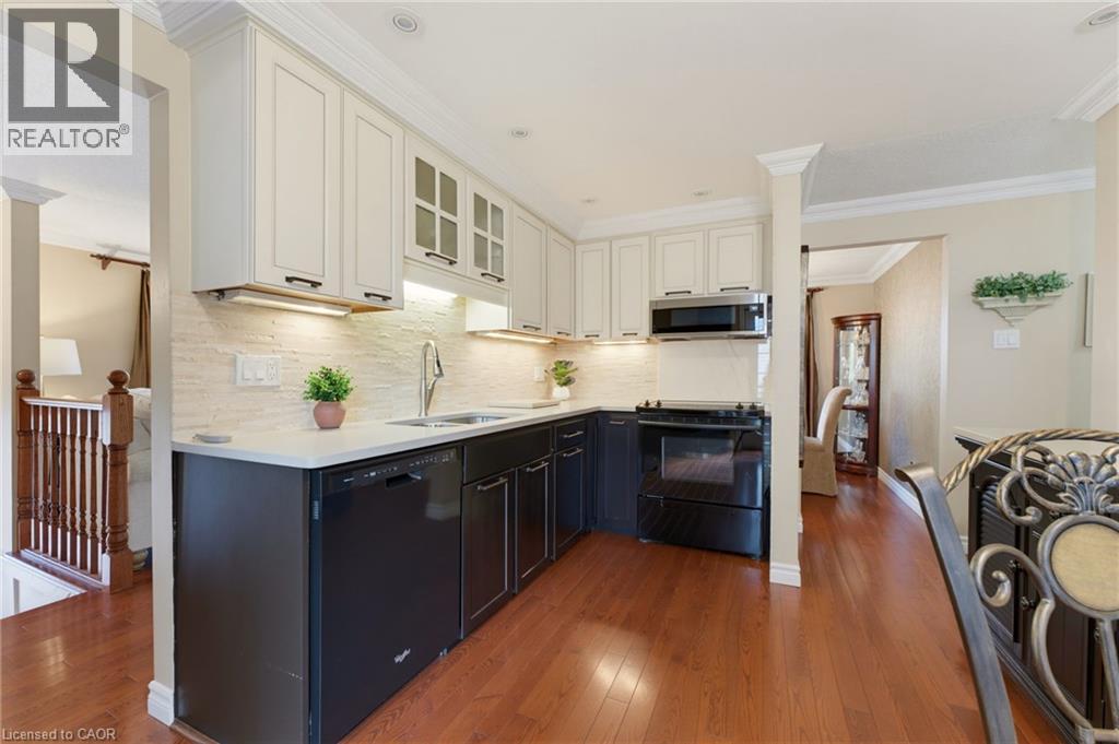77 YELLOW BIRCH Drive - Image 19