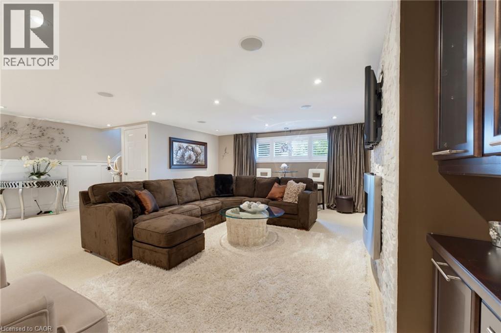 77 YELLOW BIRCH Drive - 27