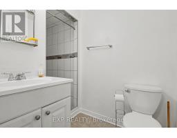 D - 32 Benlea Drive, Ottawa, ON K2G4A8 Photo 17