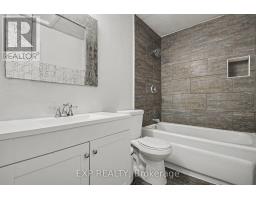 D - 32 Benlea Drive, Ottawa, ON K2G4A8 Photo 25
