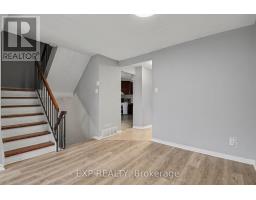 Bedroom 3 - D - 32 Benlea Drive, Ottawa, ON K2G4A8 Photo 6
