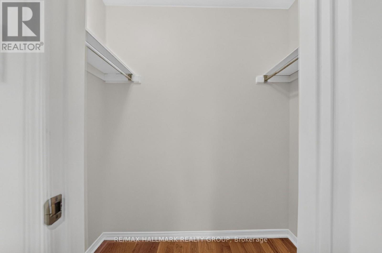 49 ROBARTS CRESCENT - Image 31