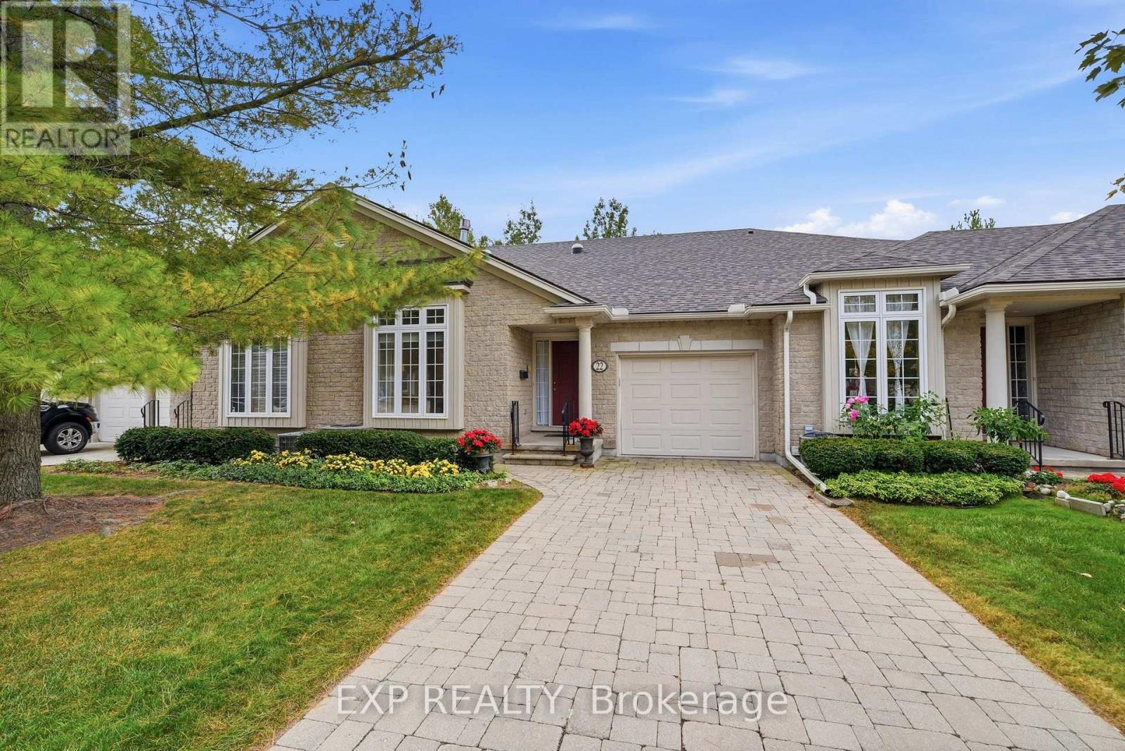 #22 3241 MONTROSE ROAD - 1