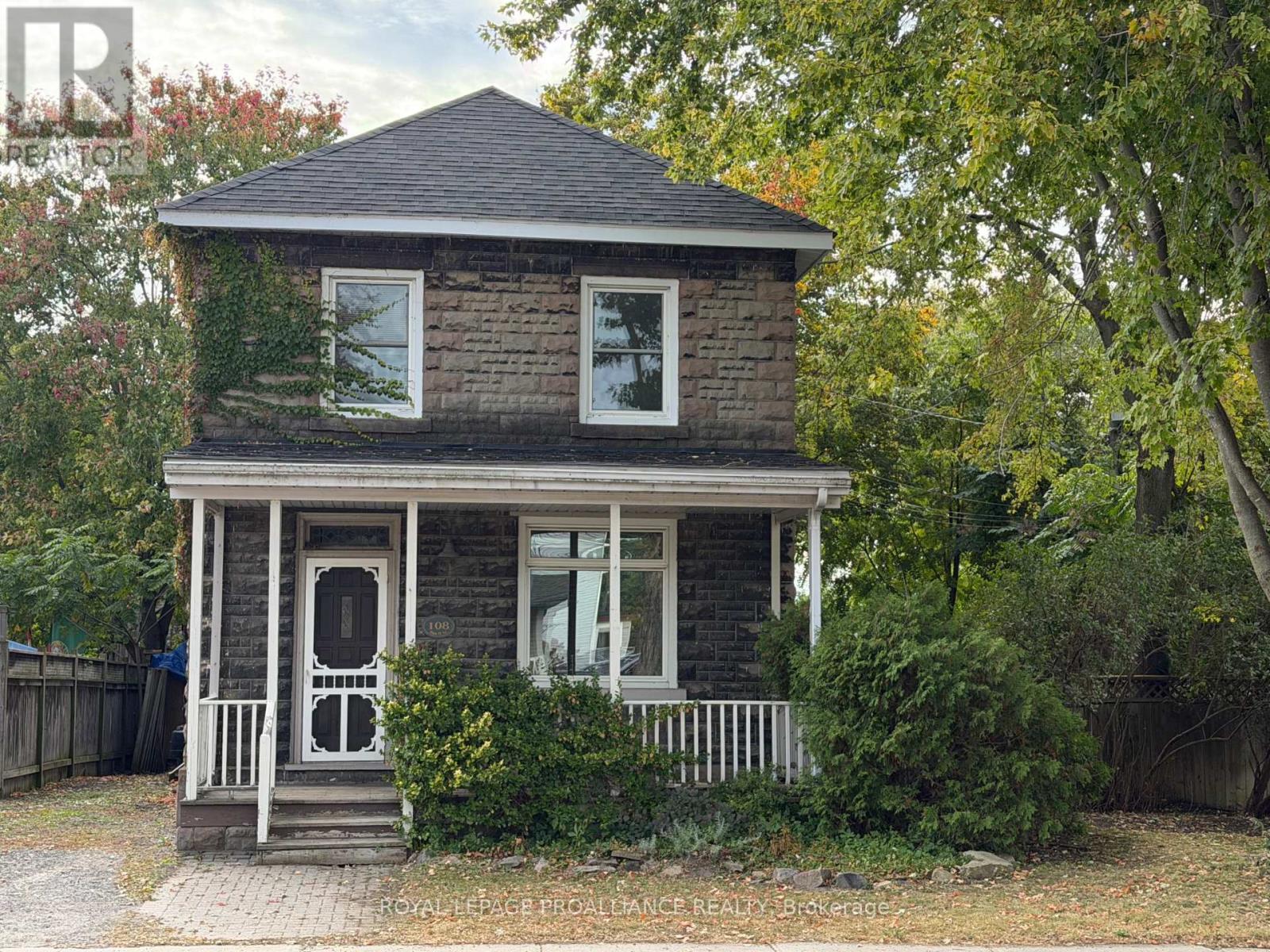 108 BUELL STREET - 1