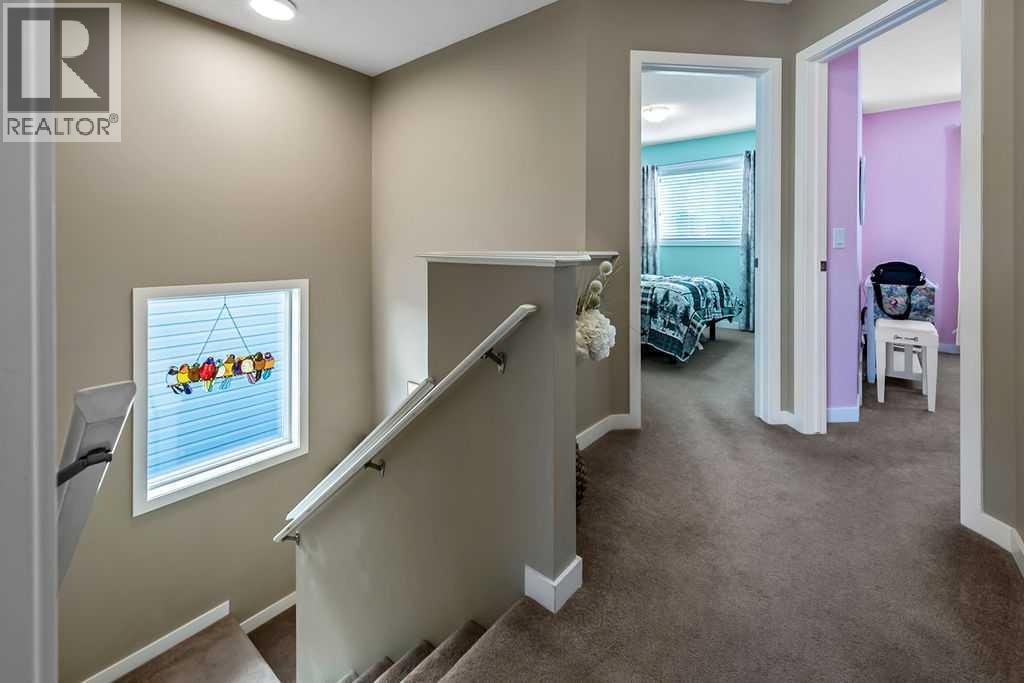86 Walden Crescent SE - 19