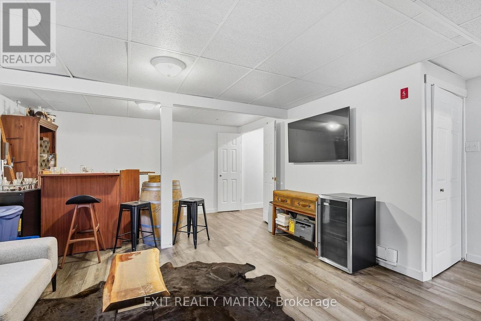 710 DU PARC ROAD - 25