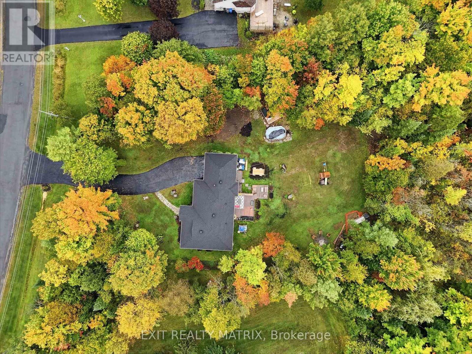 710 DU PARC ROAD - Image 40