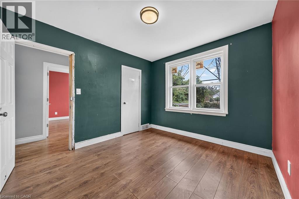 11 SELKIRK Avenue - 20
