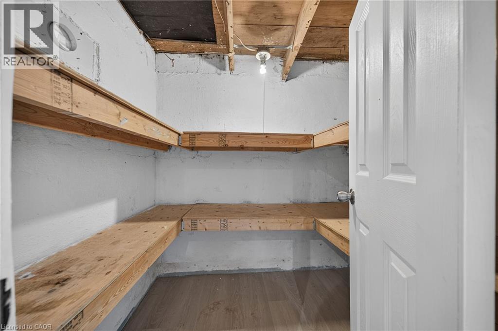 11 SELKIRK Avenue - 24