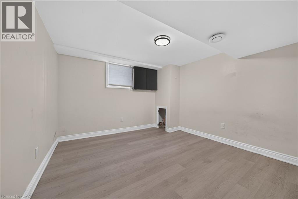 11 SELKIRK Avenue - Image 30