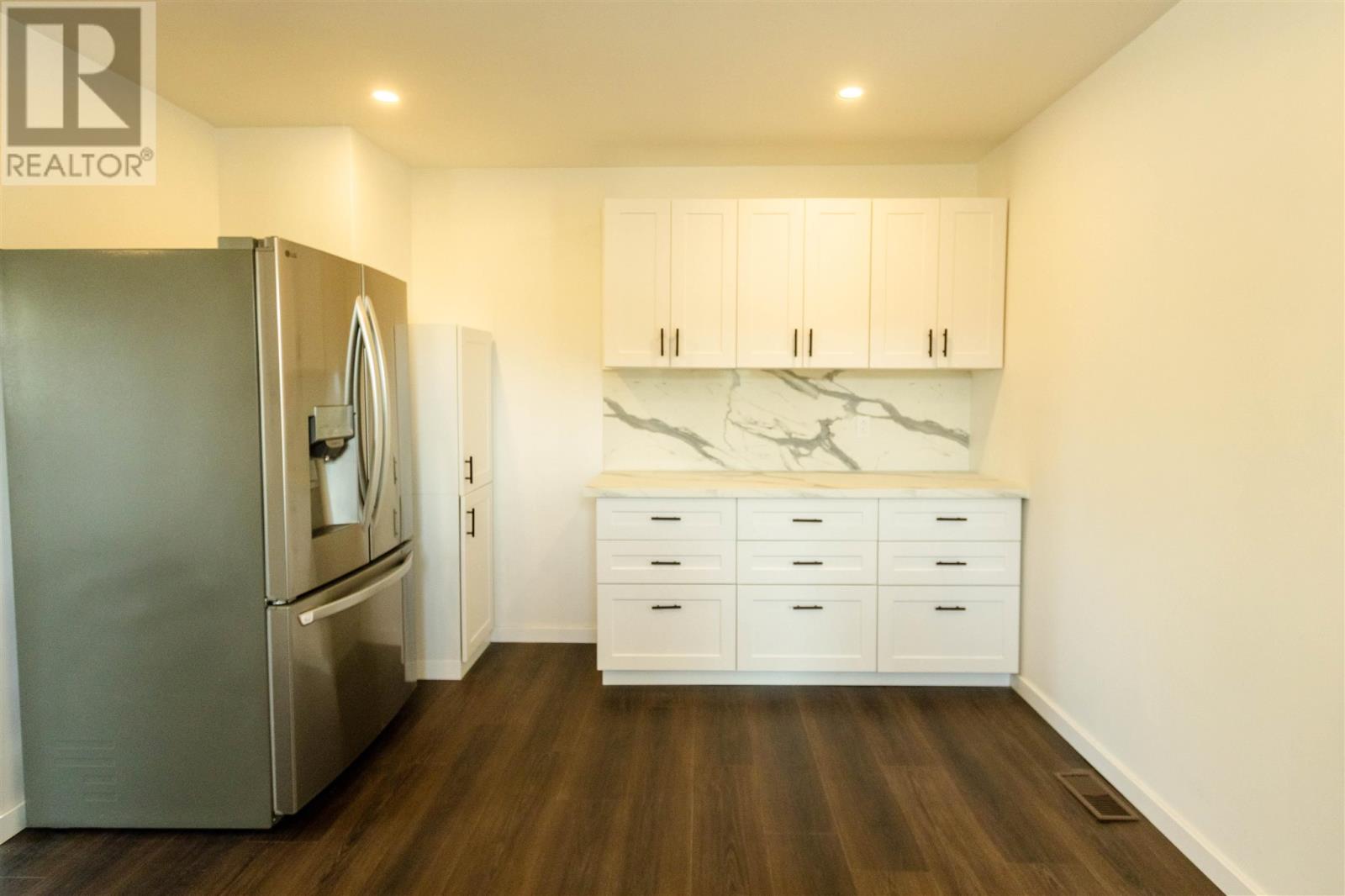 13 Stevens ST - Image 21