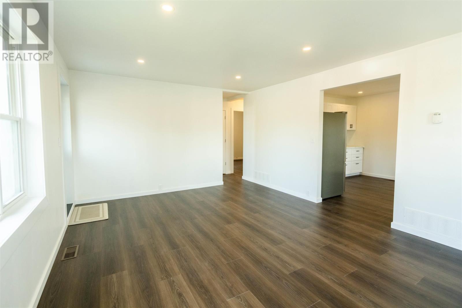 13 Stevens ST - Image 25