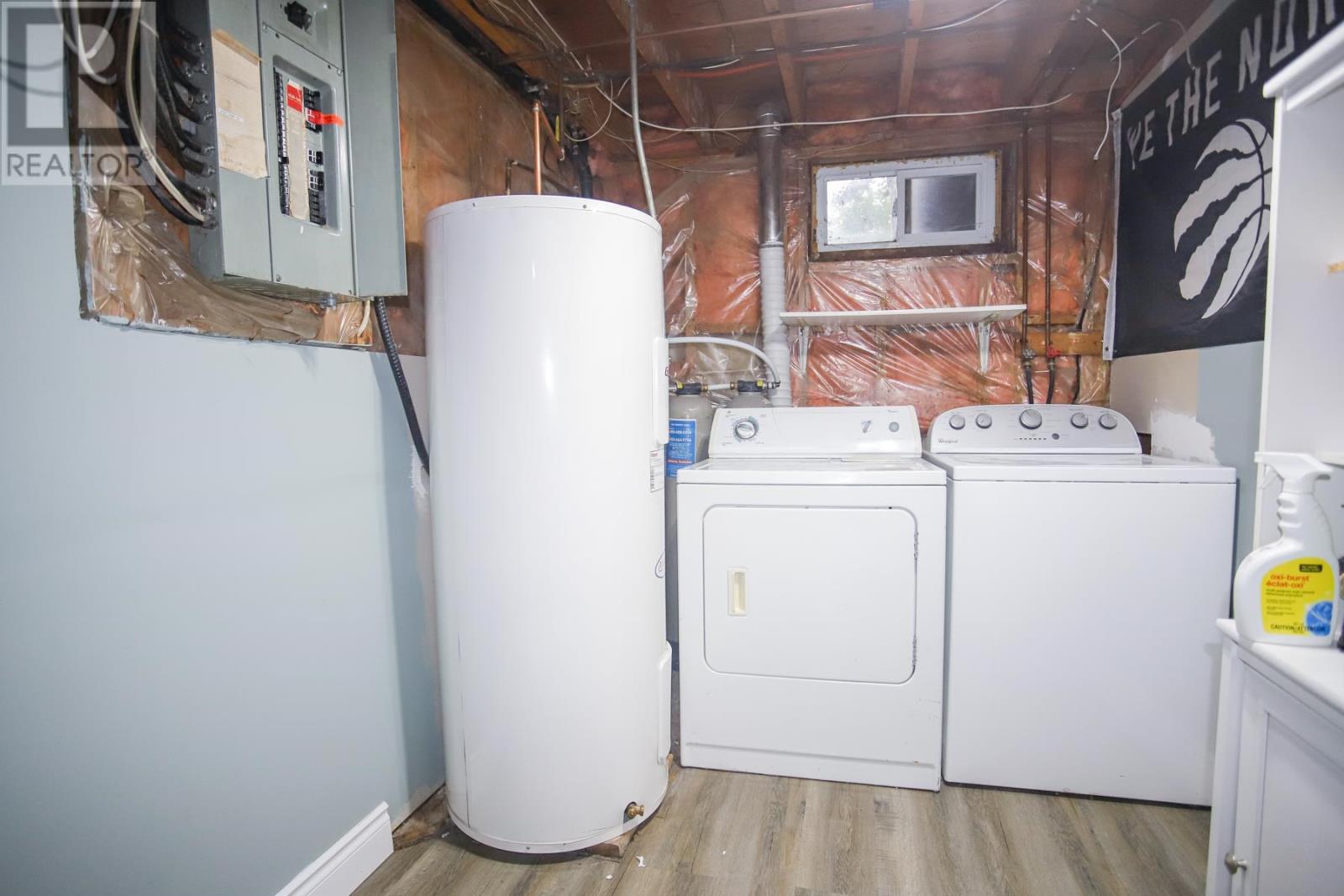 35 Broadview DR - 33