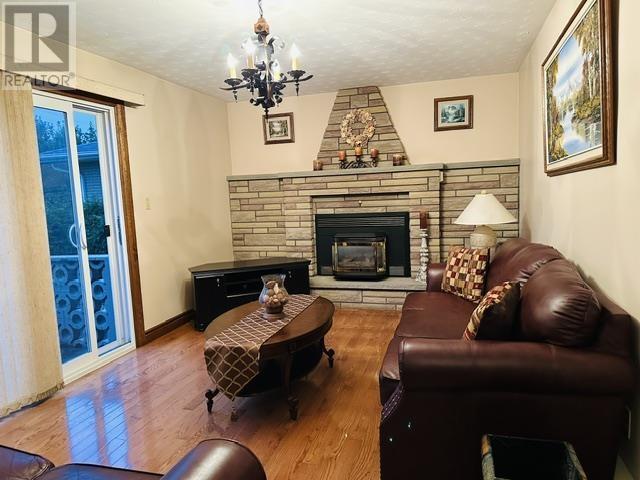 52 Norden CRES - 3