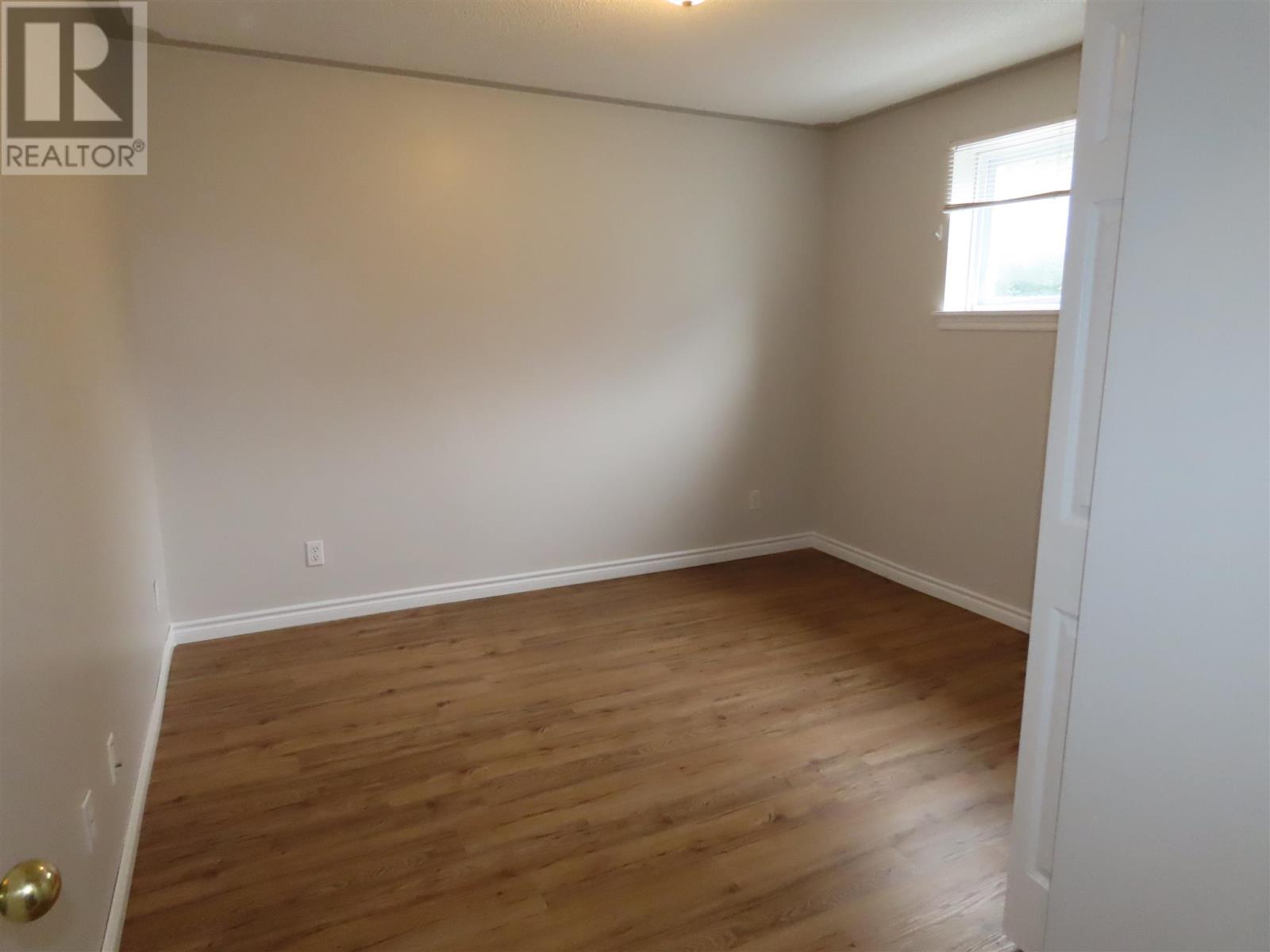 3 Elmwood AVE - 17
