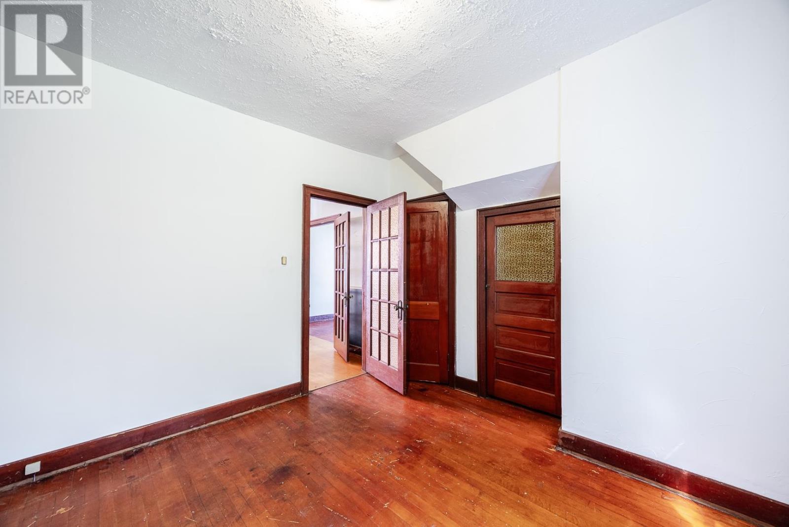 151 Albert ST E - 16