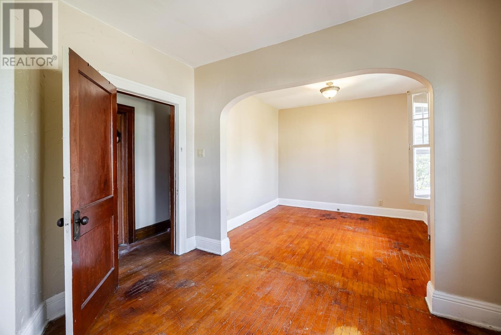 151 Albert ST E - Image 21
