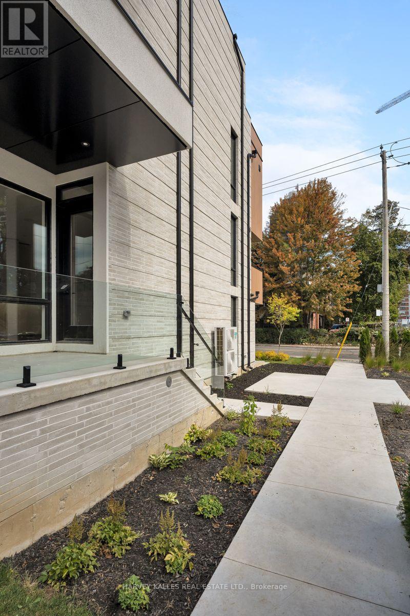 530 Duplex Avenue, Toronto, ON photo 18