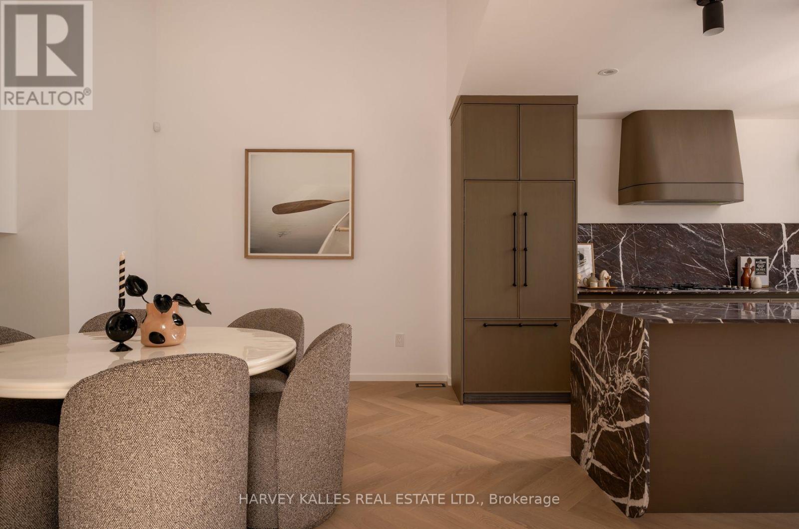 530 Duplex Avenue, Toronto, ON photo 7