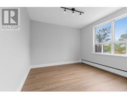 5 - 12 Westgate Boulevard, Toronto, ON M3H1N6 Photo 9