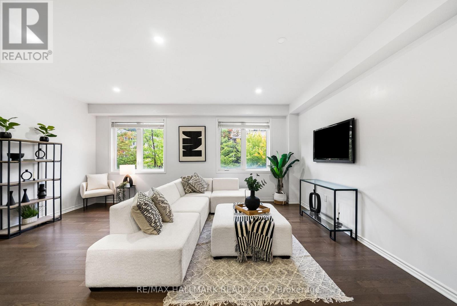 Photo of 56 HERON PARK PLACE