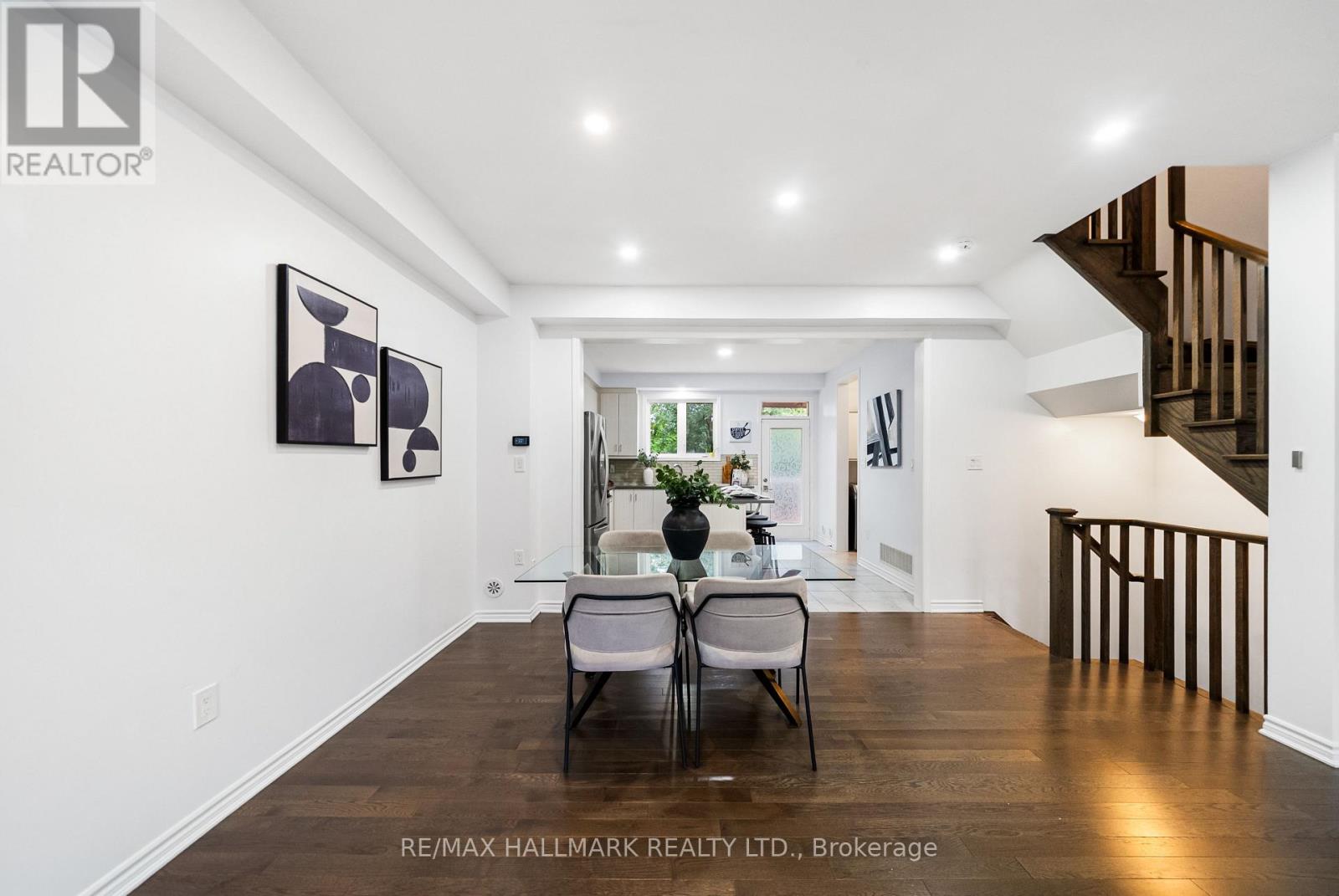 Photo of 56 HERON PARK PLACE