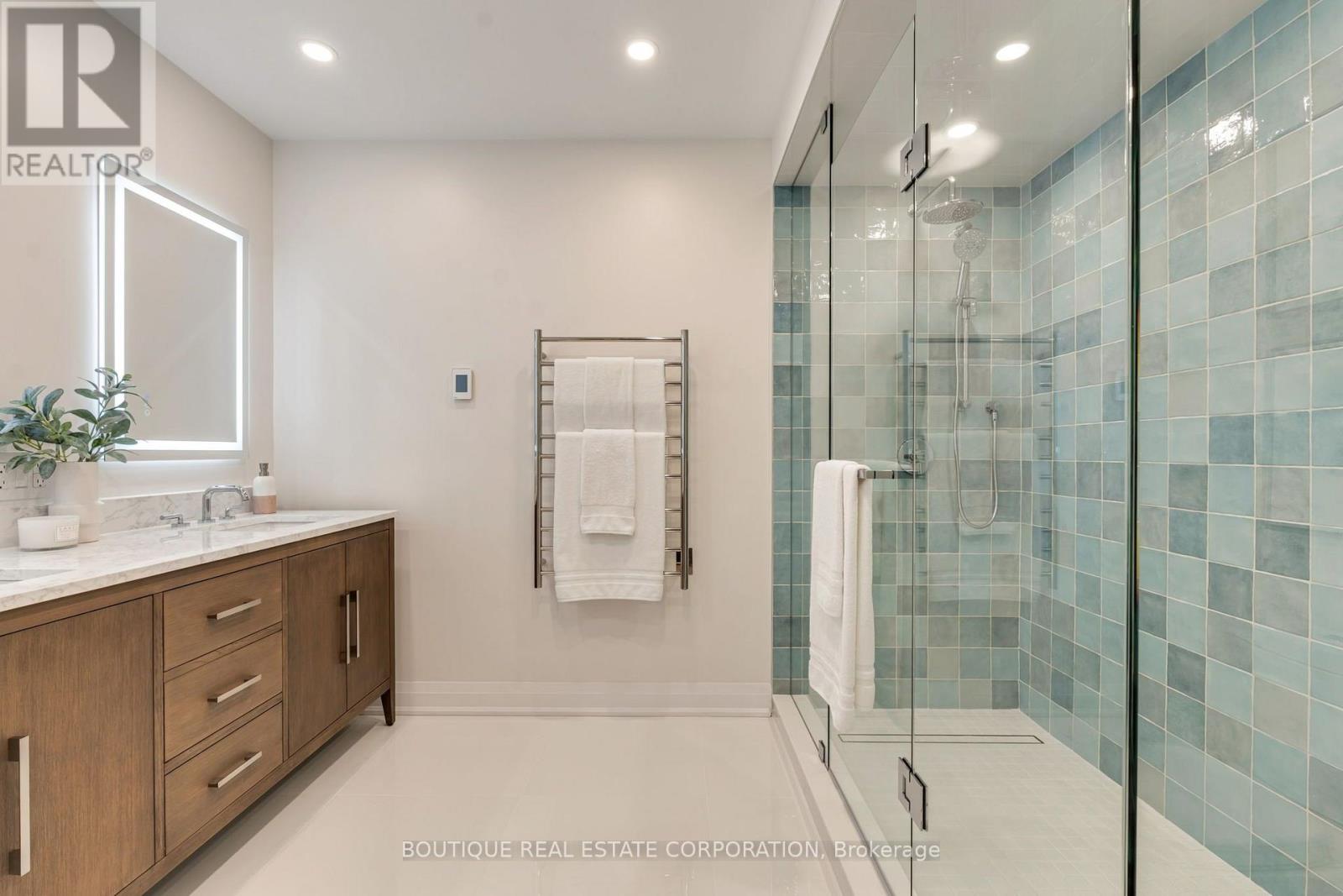 155 Gough Avenue, Toronto, ON photo 39