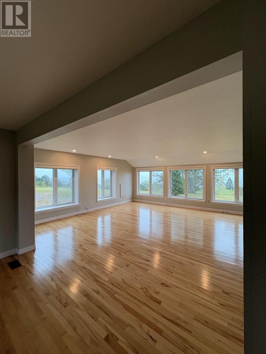 8005 Highway 209 - 21