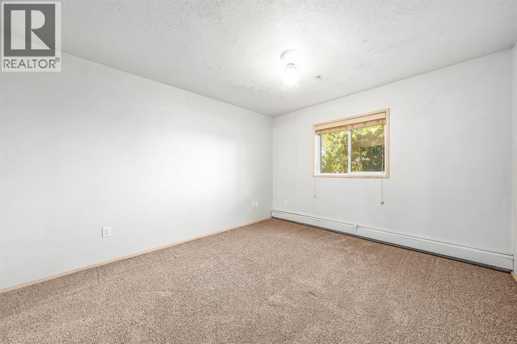 #412 245 Red Deer Drive SW - 17