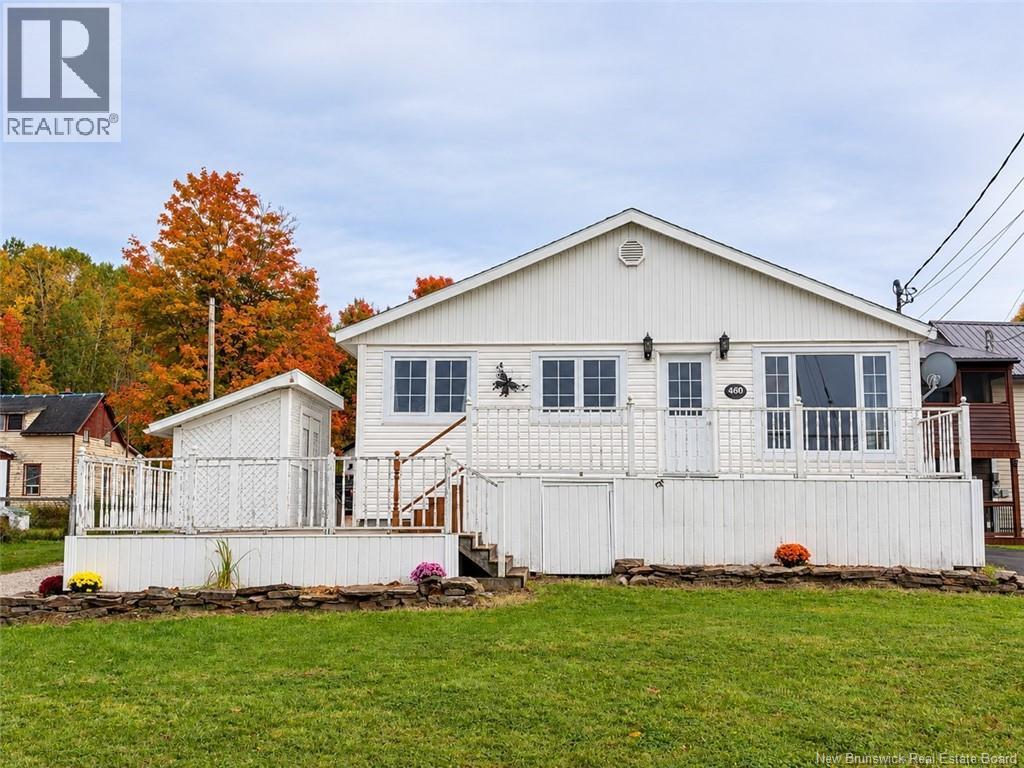 460 Vanier Street - 1