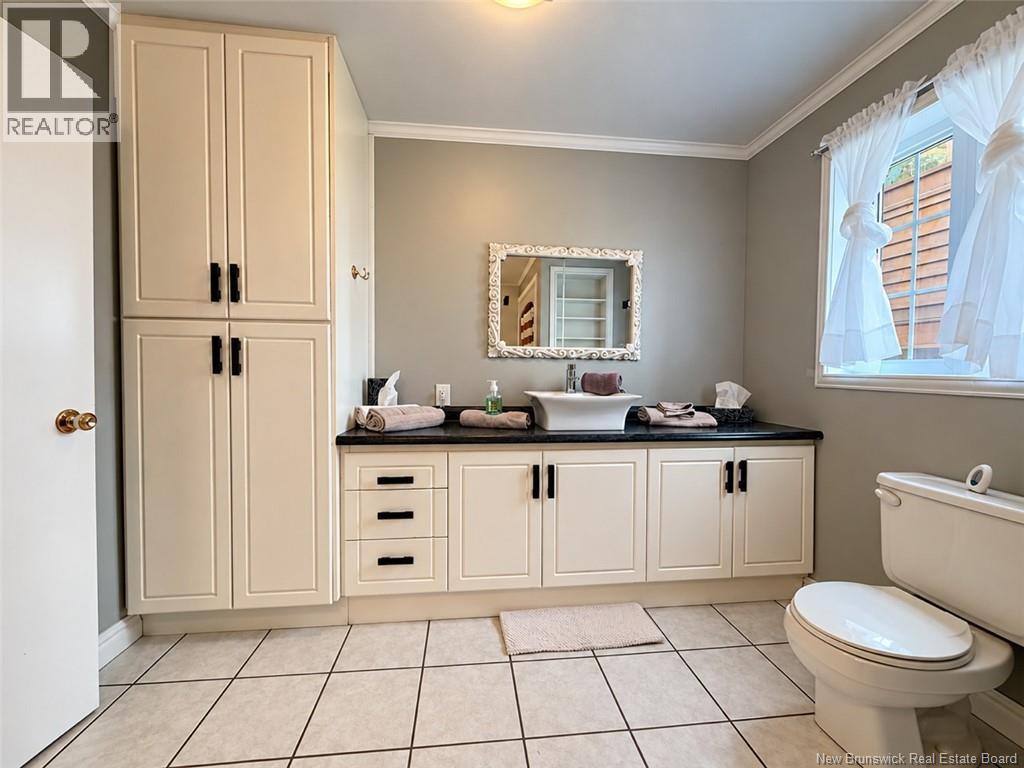 460 Vanier Street - Image 10