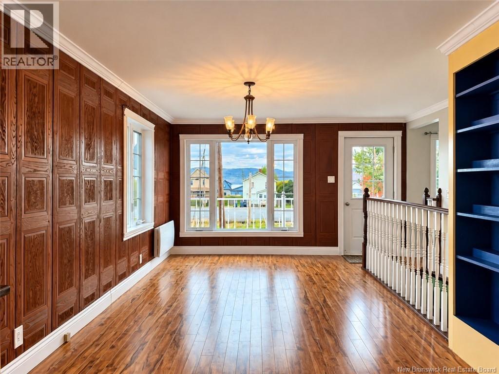 460 Vanier Street - 5