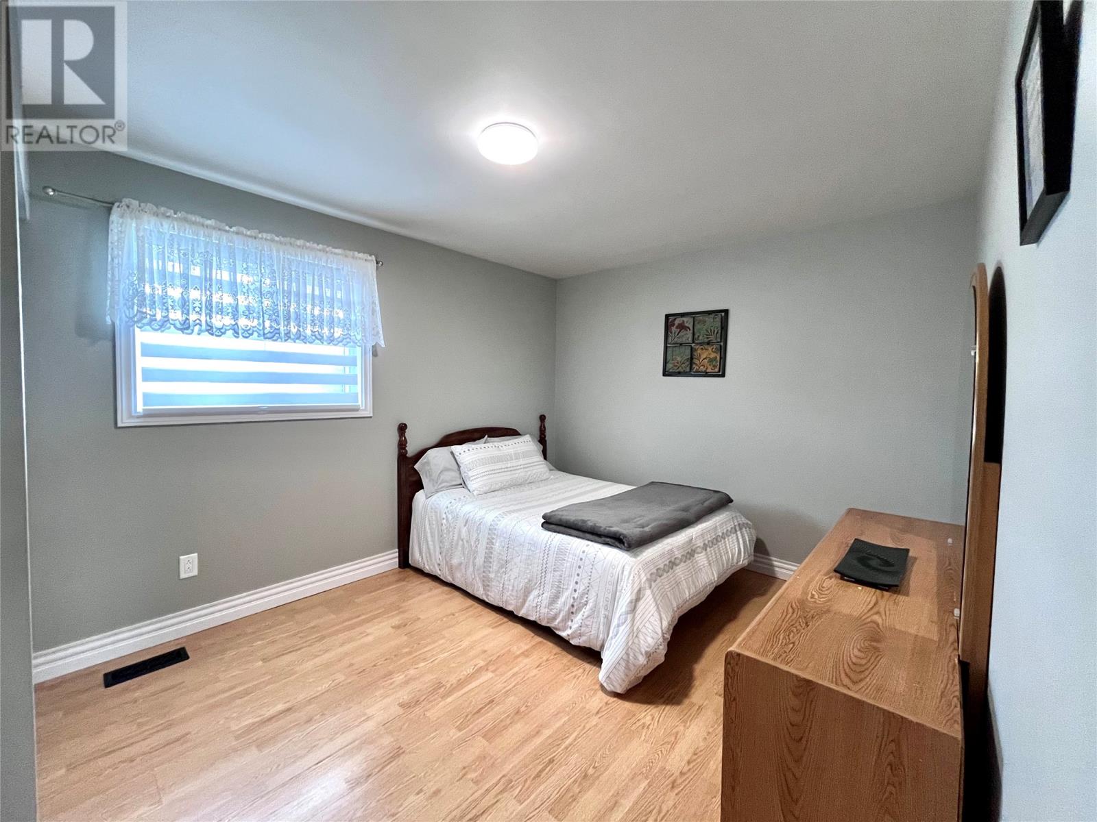 21 Centennial Street - 11