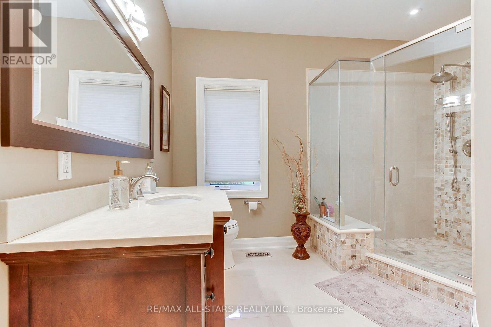 15 LOBRAICO LANE - 27