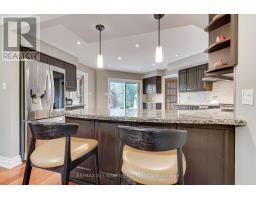 15 Lobraico Lane, Whitchurch Stouffville, ON L4A7X5 Photo 15
