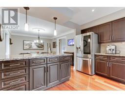 15 Lobraico Lane, Whitchurch Stouffville, ON L4A7X5 Photo 17