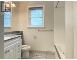 207 Maple Avenue, Richmond Hill, ON L4C2J4 Photo 7
