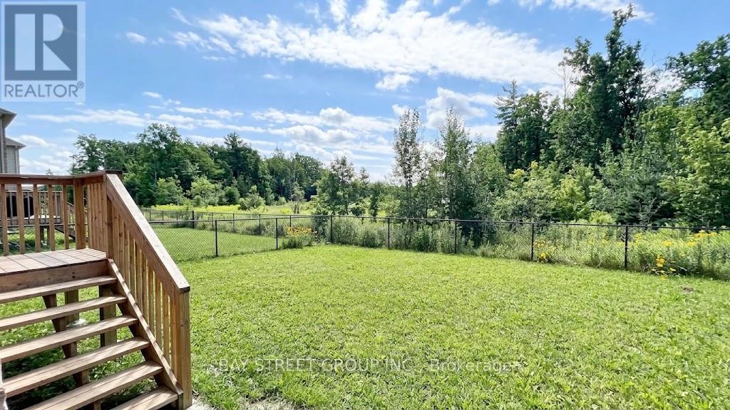 32 Moreau Way, Springwater photo 12