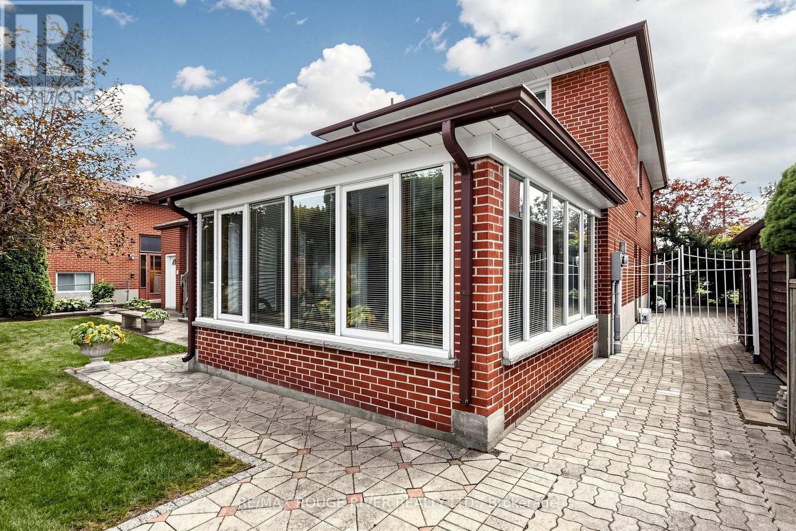 48 Chillery Avenue, Toronto, ON photo 46