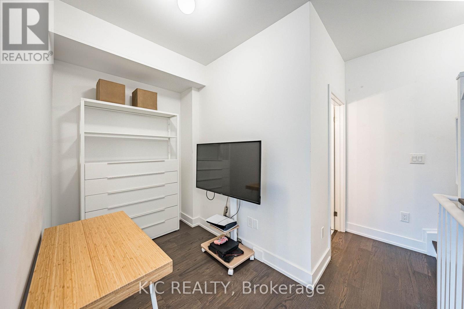 #111 1183 DUFFERIN STREET - Image 19