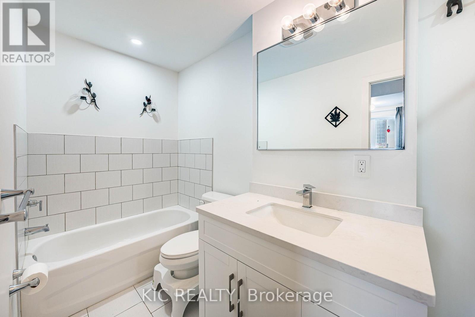 #111 1183 DUFFERIN STREET - Image 28