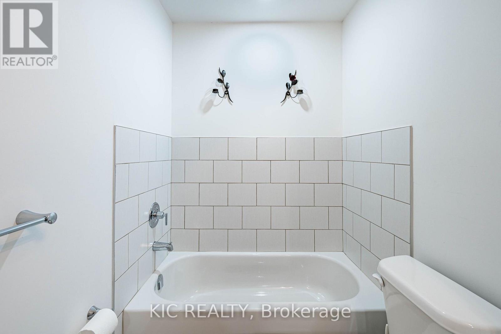 #111 1183 DUFFERIN STREET - Image 30