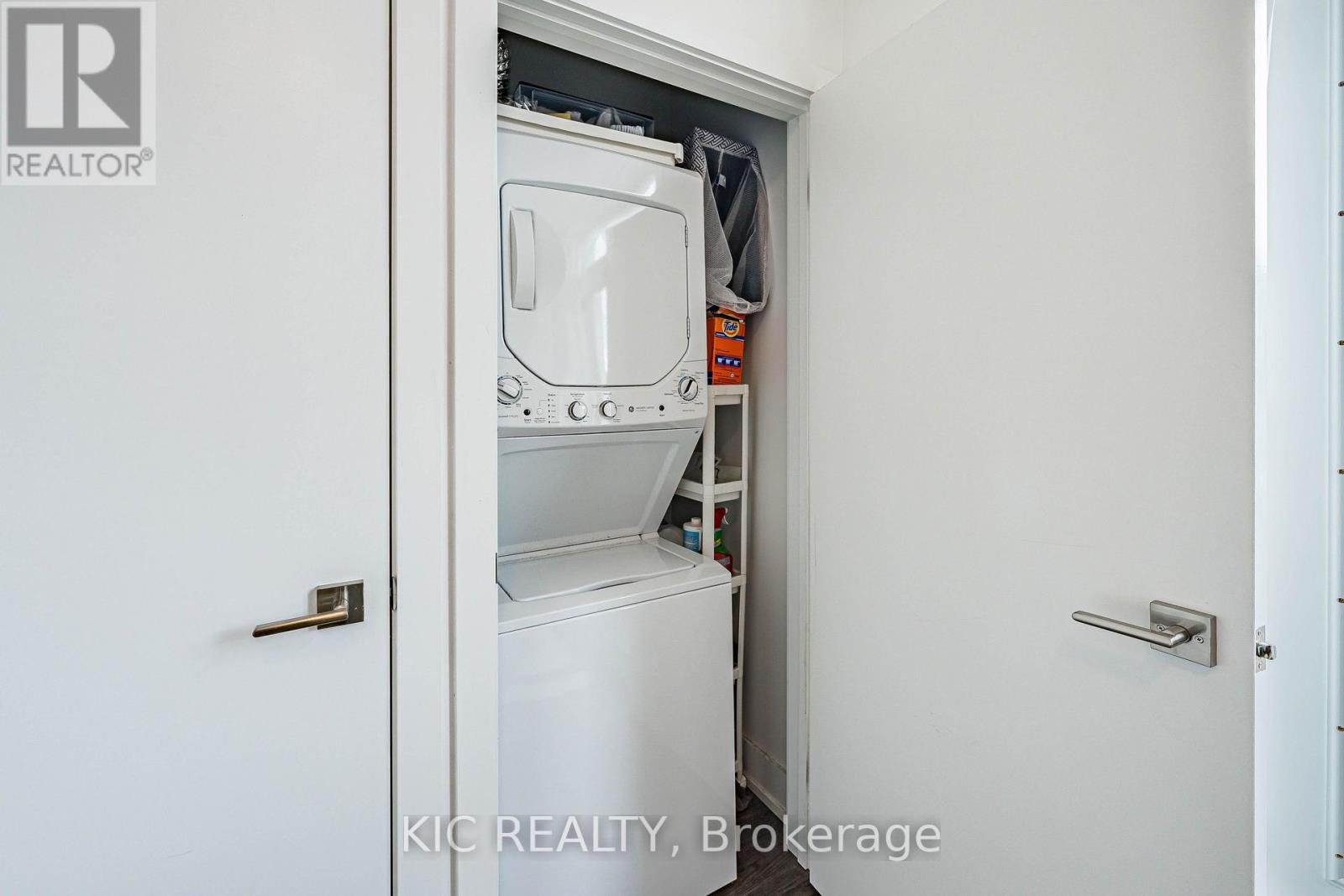#111 1183 DUFFERIN STREET - Image 31